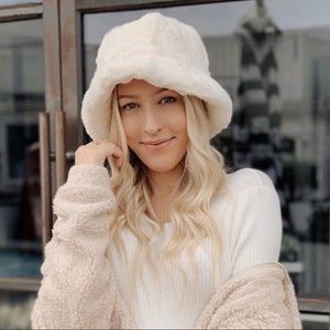 Winter White faux fur Bucket Hat